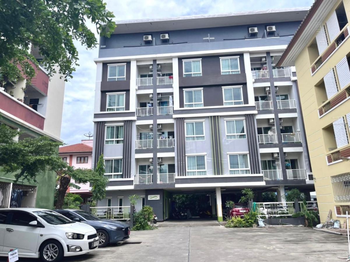 8 Residence Bangkok Exterior foto